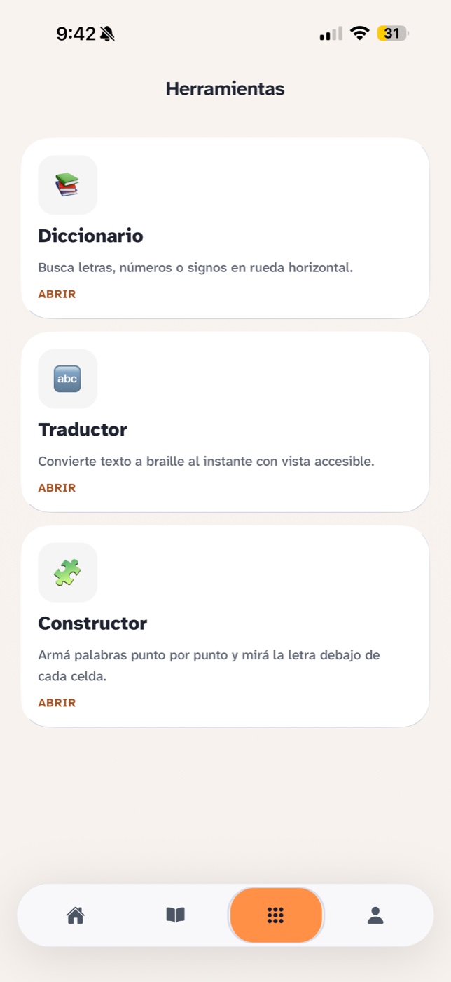 Braillito tools screen, Spanish interface: three cards for the Dictionary, the Translator and the Builder.